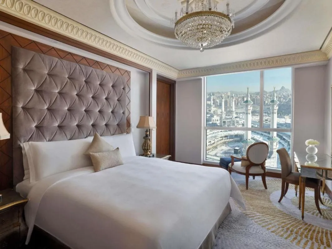 10 Nights 4 Star Umrah Package Gallery